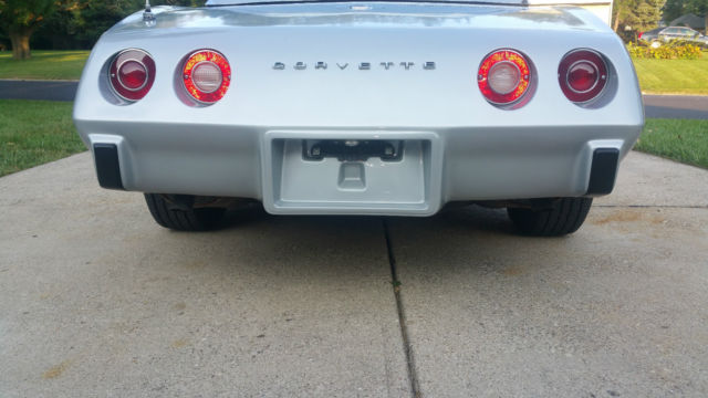 1975 Chevrolet Corvette - photo 12