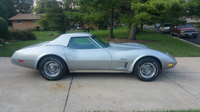 1975 Chevrolet Corvette - photo 2