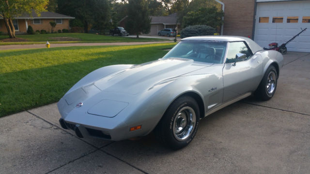 1975 Chevrolet Corvette - photo 9