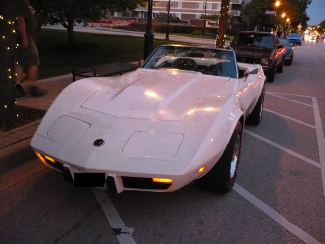 1975 Chevrolet Corvette - photo 2