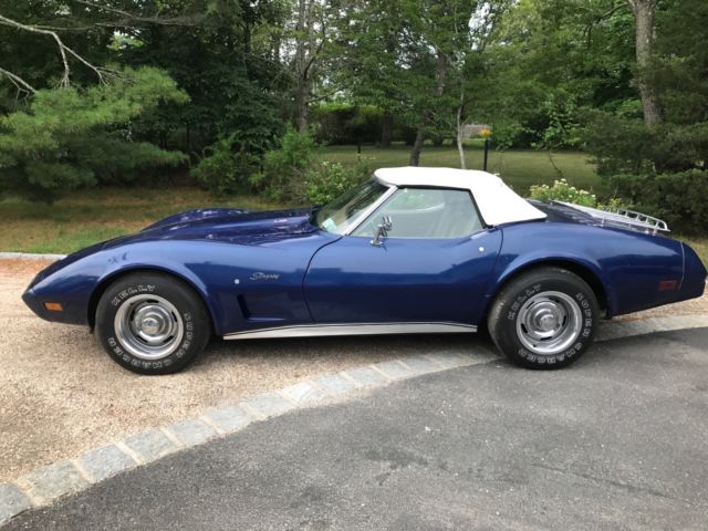 1975 Chevrolet Corvette Convertible 4SP - photo 3