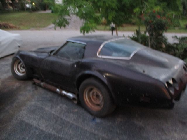 1975 Chevrolet Corvette - photo 2