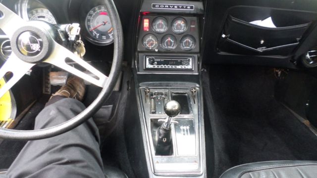 1975 Chevrolet Corvette 4 SPEED - photo 9