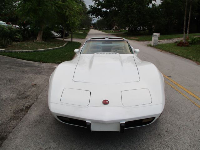 1975 Chevrolet Corvette - photo 2