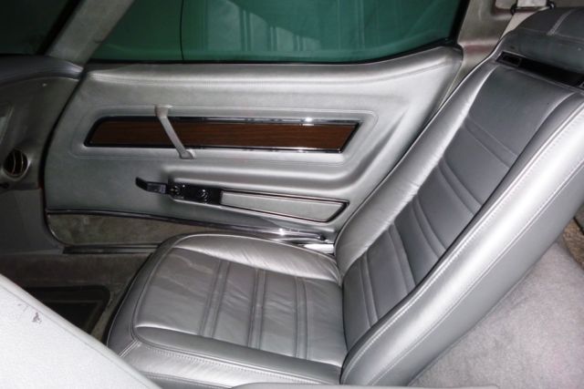 1975 Chevrolet Corvette - photo 8