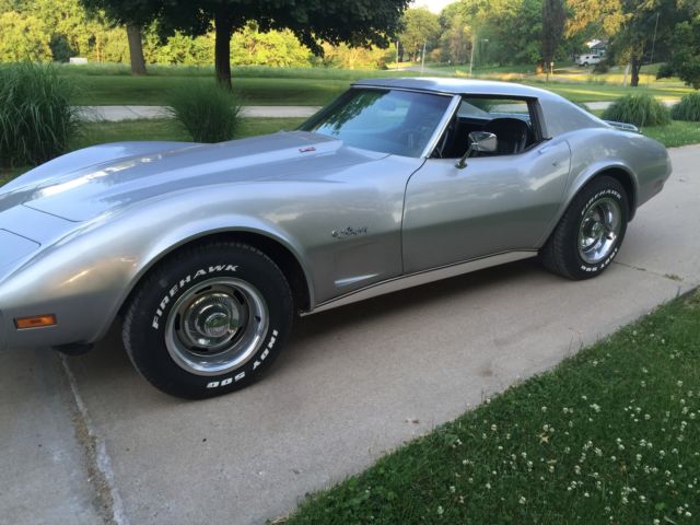 1975 Chevrolet Corvette - photo 2