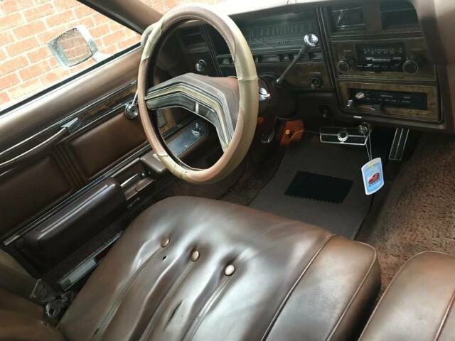 1975 Ford Country Squire - photo 13