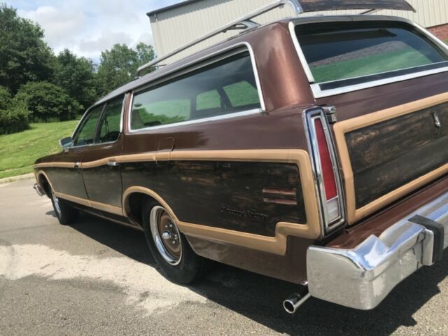 1975 Ford Country Squire - photo 4