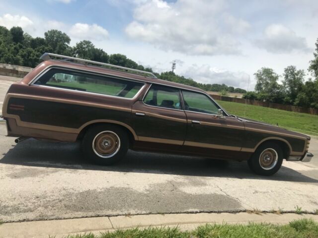 1975 Ford Country Squire - photo 9