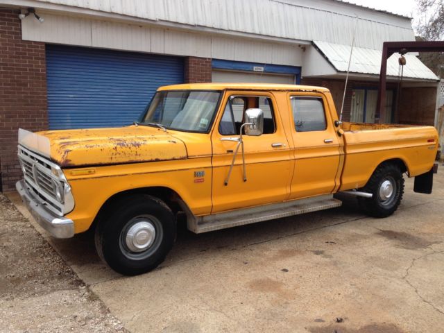 1975 CREW CAB STRAIT SHORT BED WITH ORIGINAL PAINT 1975 Ford F-250 CUSTOM
