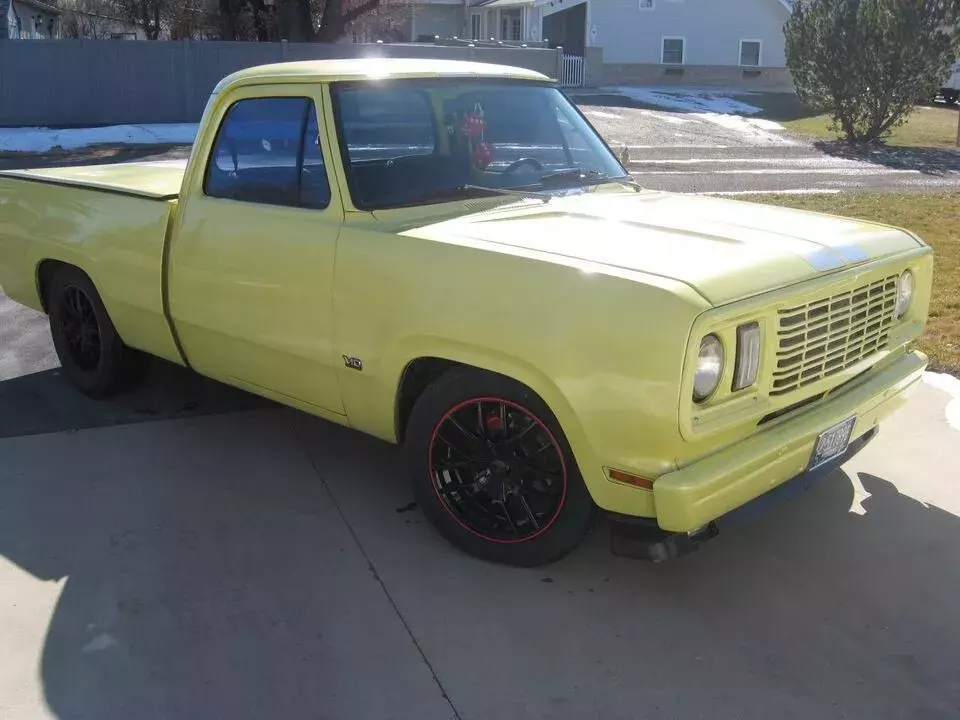 1975 D100 Short box, resto mod, pro street hot rod 1975 Dodge Other Pickups