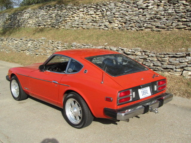 1975 Datsun Z-Series 4-speed-A/C - photo 2