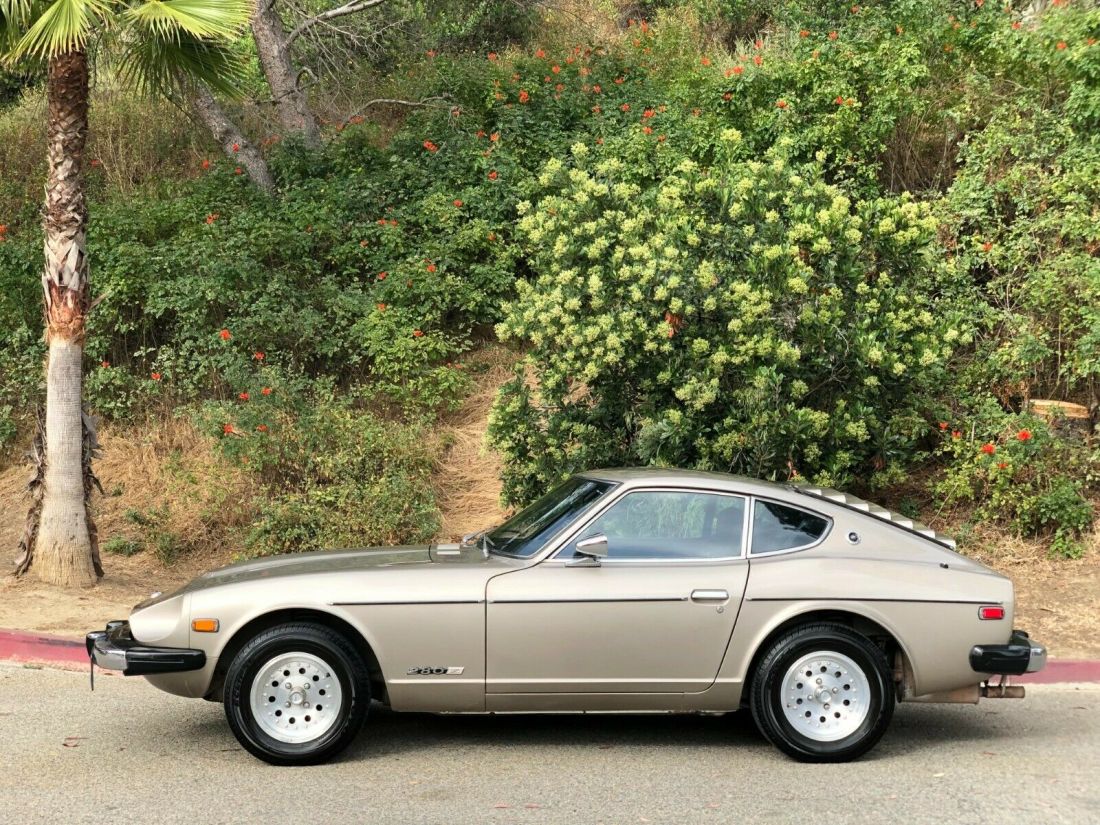 1975 Datsun 280z S30 Fairlady 1975 Datsun Z-Series