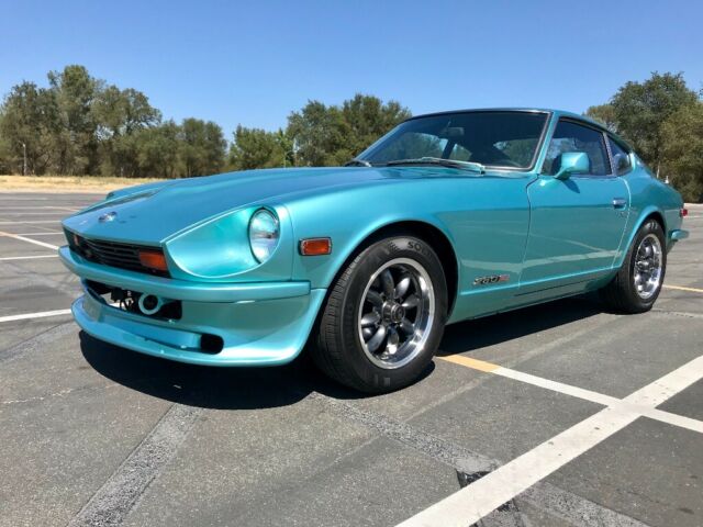 1975 Datsun 280Z with Factory A/C and 5 speed 1975 Datsun Z-Series 280Z