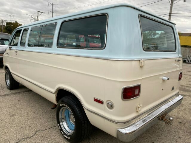 1977 Dodge B200 Van - photo 8