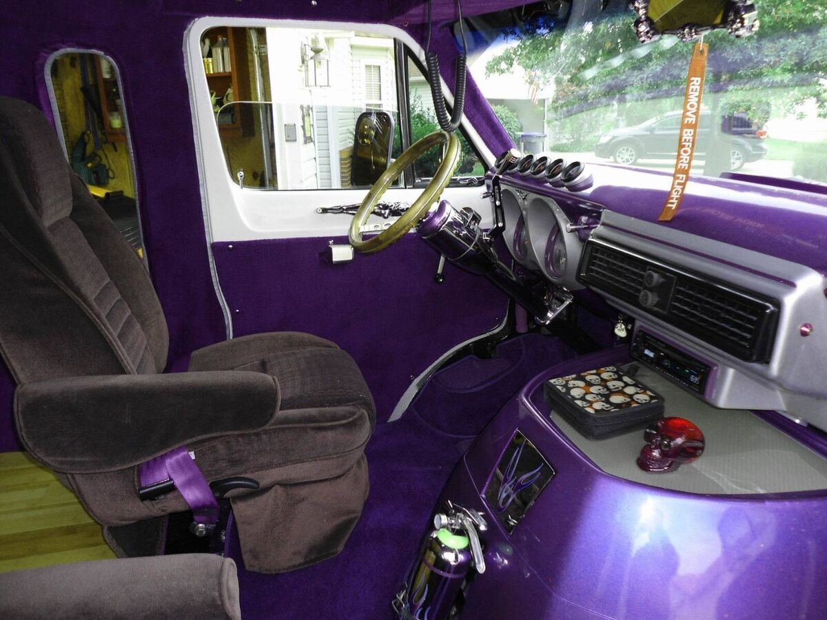 1975 Dodge B200 Tradesman van - photo 4