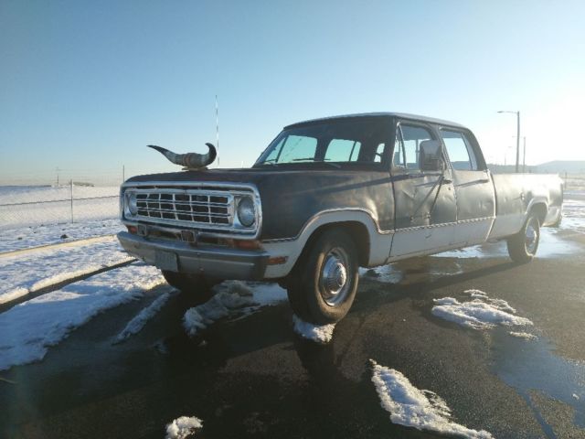 1975 Dodge D200 Adventurer trim crew cab 1975 Plymouth D200 Adventurer