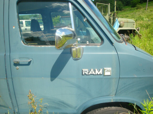 1975 Dodge Ram Van 250 Window Van - photo 7