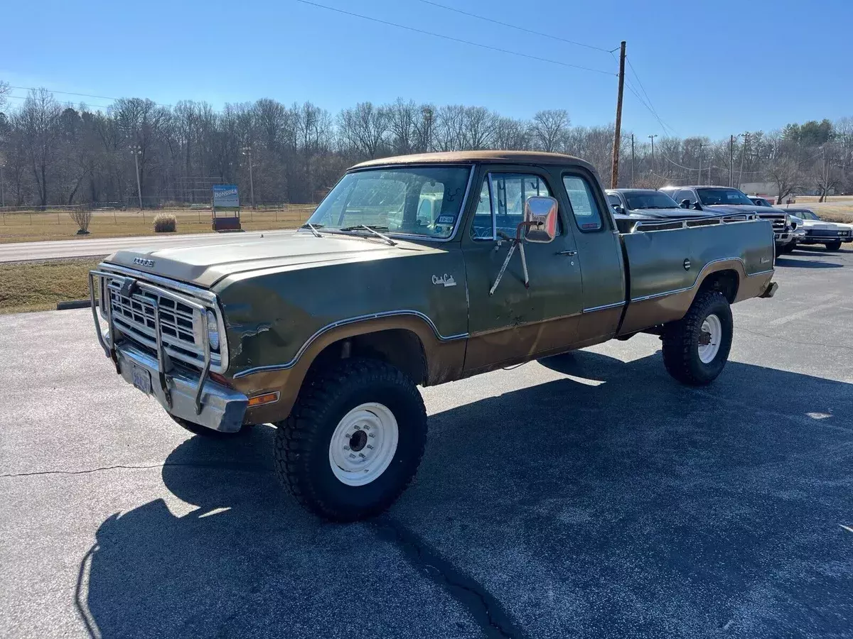 1975 Dodge Ram Green d250 1975 Dodge Ram d250