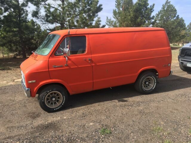 1975 Dodge Tradesman B200 B100 van shorty custom Mopar 1975 Dodge Tradesman 200