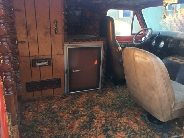1975 Dodge Tradesman 200 - photo 4