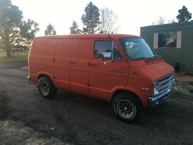 1975 Dodge Tradesman 200 - photo 9