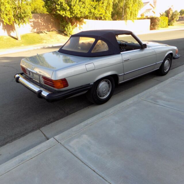 1975 Mercedes-Benz SL-Class - photo 3