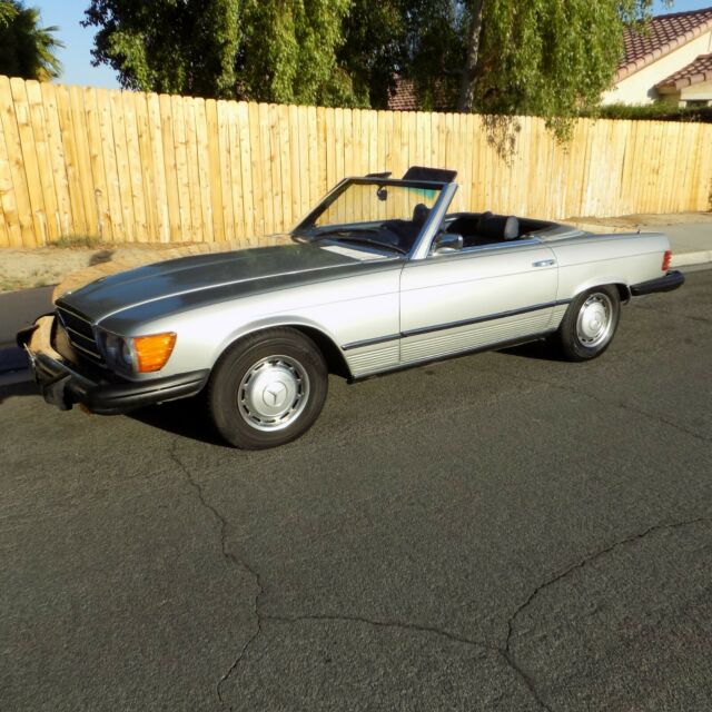 1975 Mercedes-Benz SL-Class