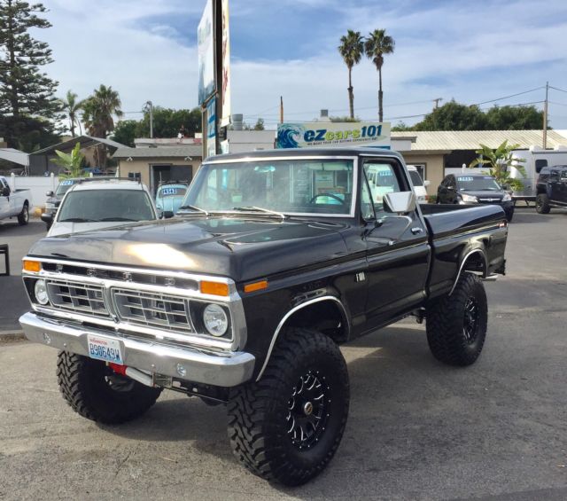 1975 Ford F-100 4x4 - photo 2