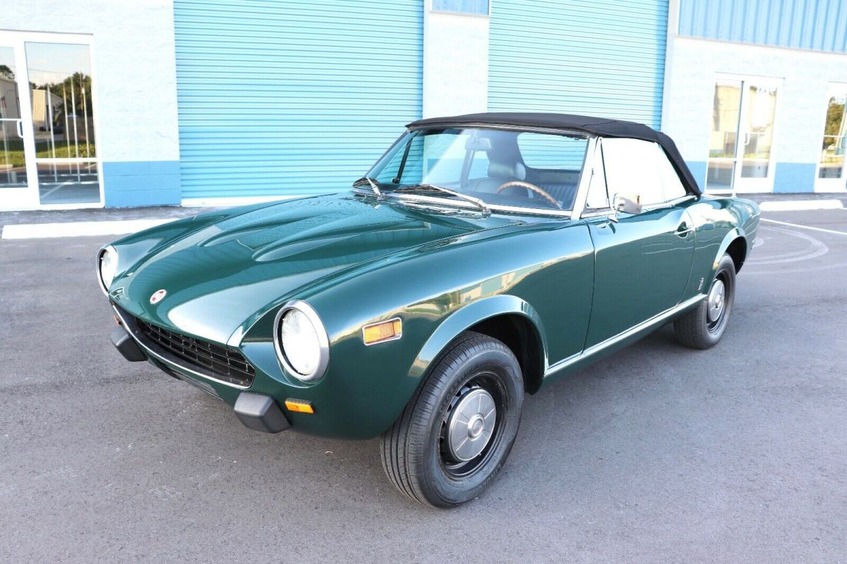1975 Fiat 124 Spider Convertible Sport 1800 Restored - photo 2