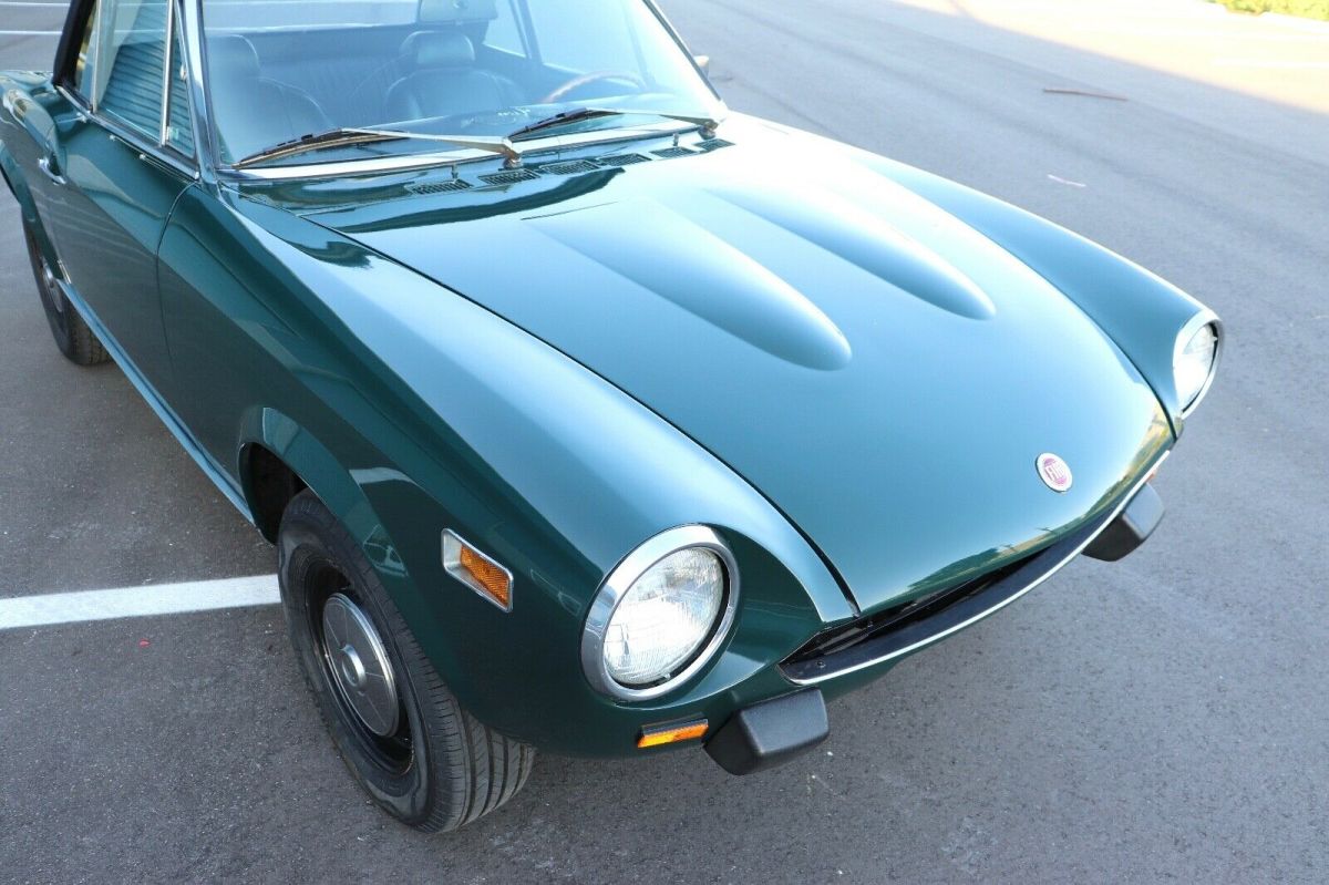1975 Fiat 124 Spider Convertible Sport 1800 Restored - photo 5