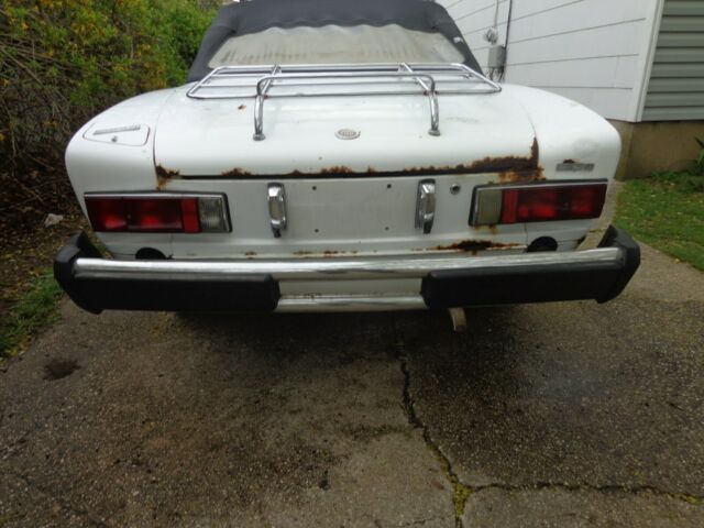 1975 Fiat 124 Spider - photo 2