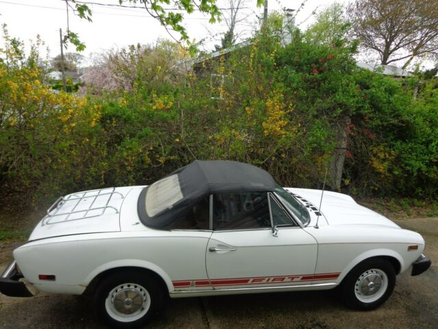 1975 Fiat 124 Spider - photo 9