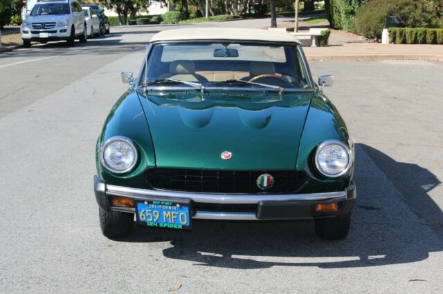 1975 Fiat 124 Spider - photo 2