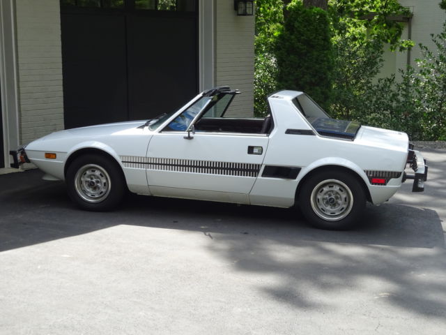 1975 Fiat X1/9 Clean, Rust Free, Unmolested Original Example 1975 Fiat X1/9