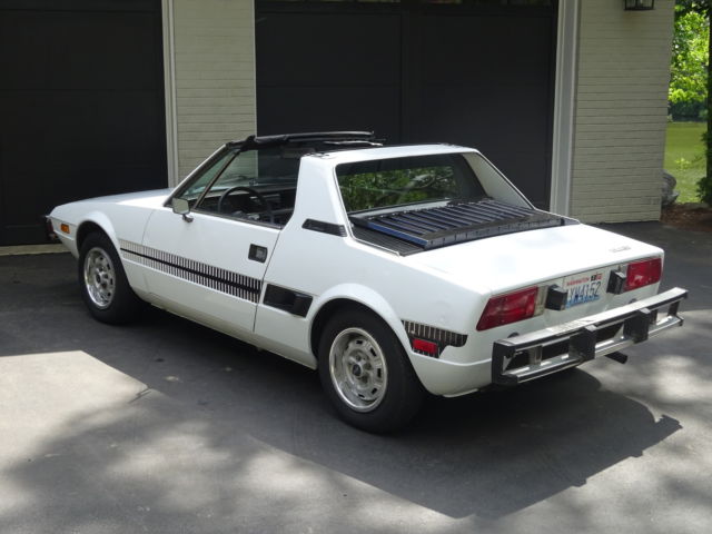 1975 Fiat X1/9 - photo 2