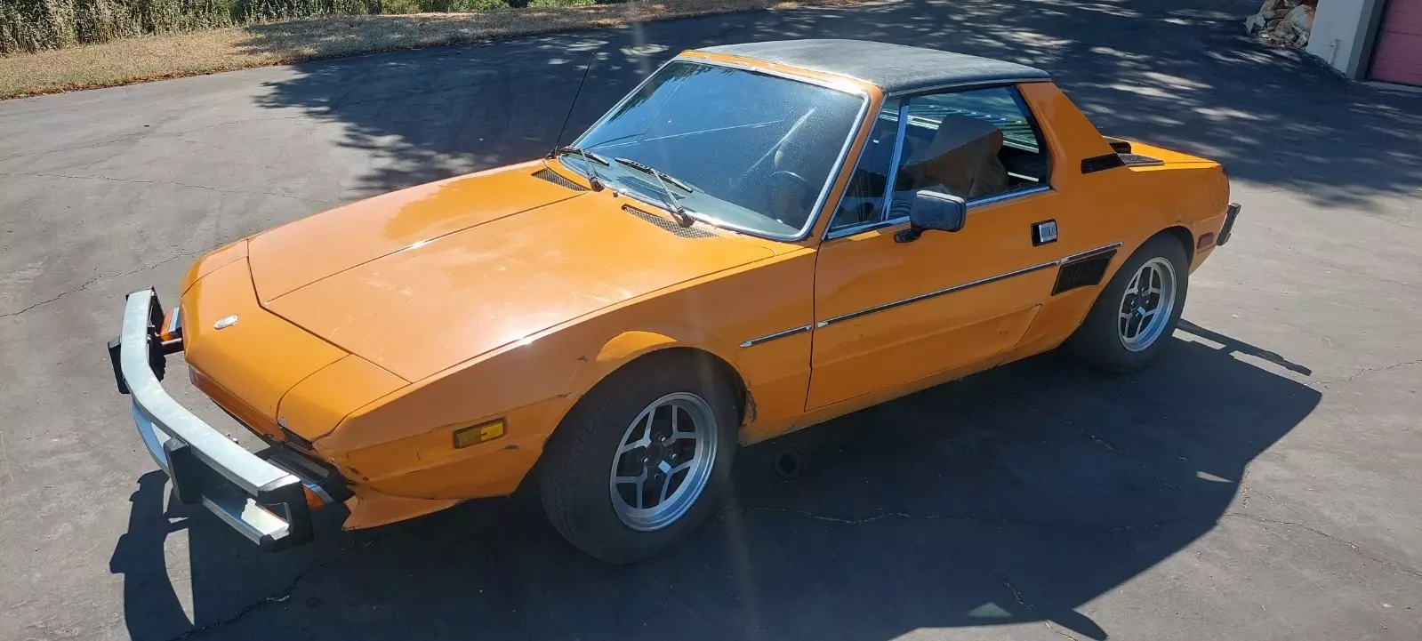 1975 Fiat X-1/9 Bertone Garaged for 45 years - photo 8