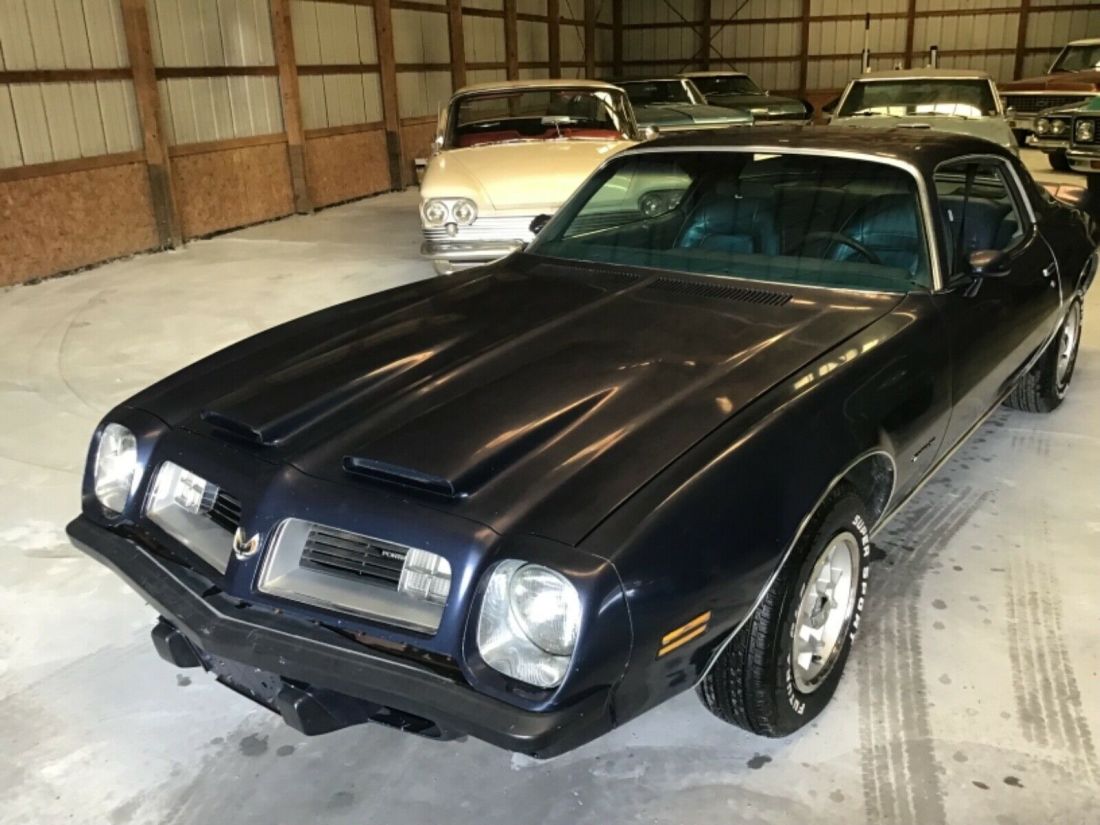 1975 Firebird Formula 350 loaded with factory options. Rare 1975 Pontiac Firebird