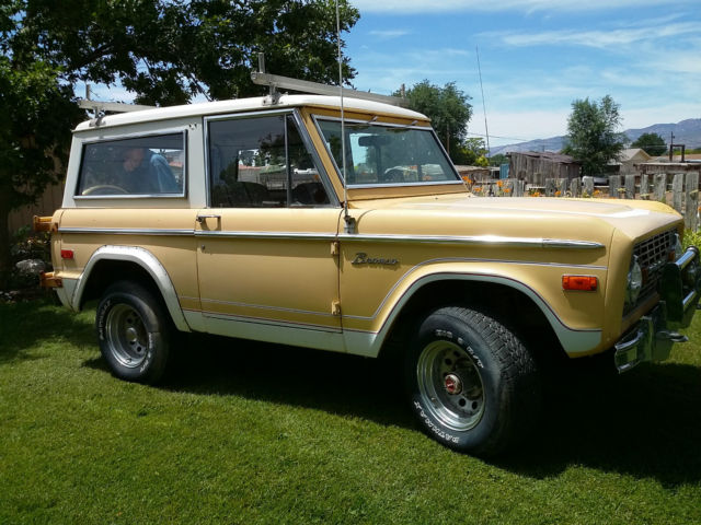 1975 Ford Bronco Ranger Factory 302 V8 Automatic 4X4 1975 Ford Bronco