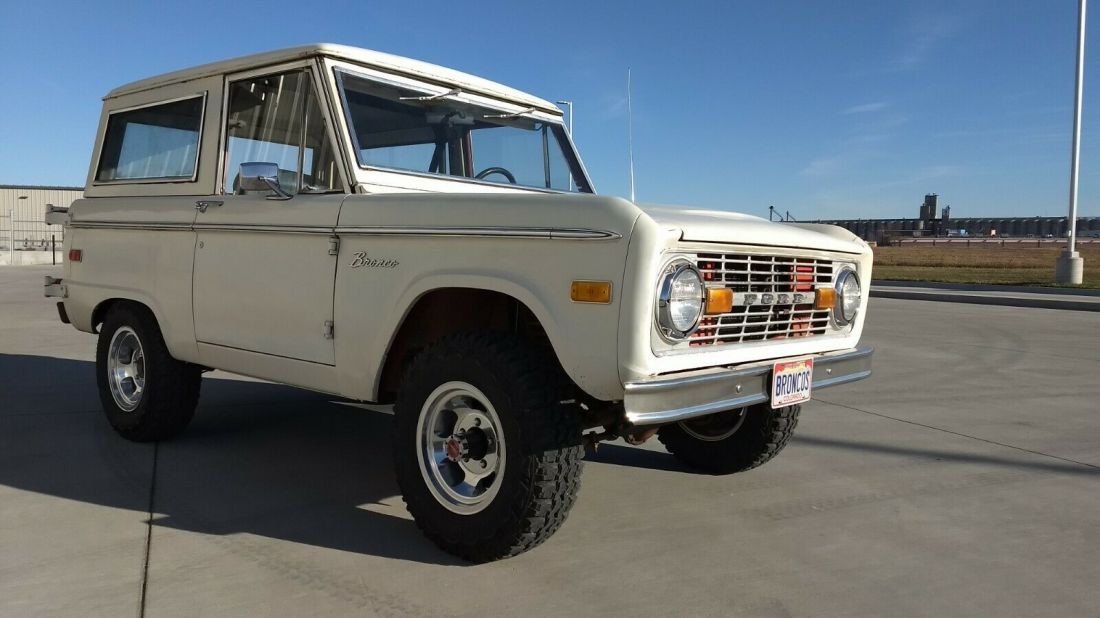 1975 Ford Bronco Rare Denver Bronco Special Edition - photo 4