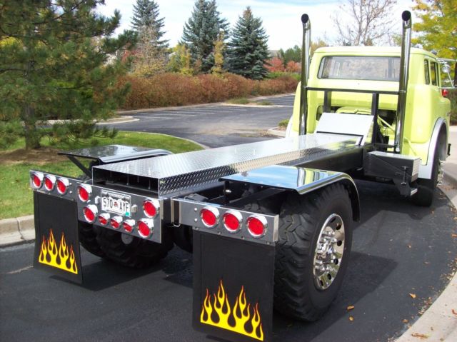 1975 Ford C900 COE Custom Cab - photo 10