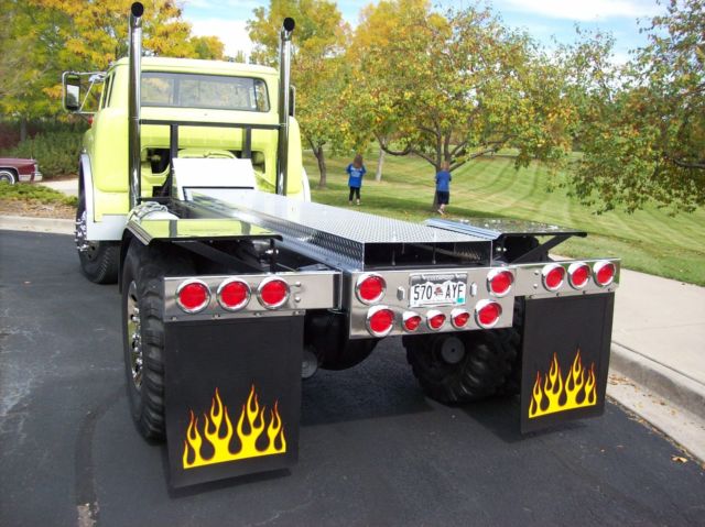 1975 Ford C900 COE Custom Cab - photo 4