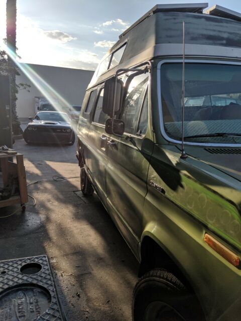 1975 Ford E250 Econoline RV/Campervan 1975 Ford E-Series Van