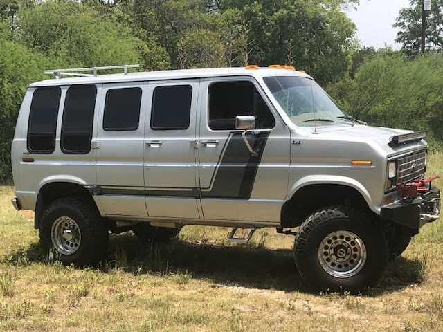 1975 Ford E-Series Van 4X4 VAN - photo 10
