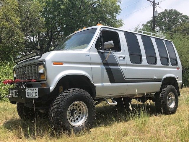 1975 Ford E-Series Van 4X4 VAN - photo 3