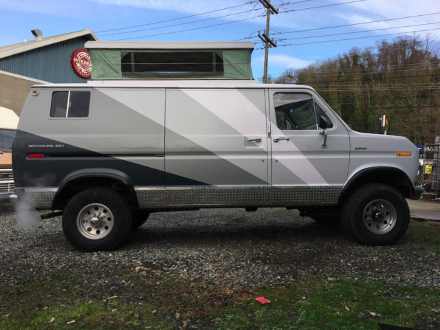1975 Ford E-Series Van 4x4 Quadravan Camper - photo 11
