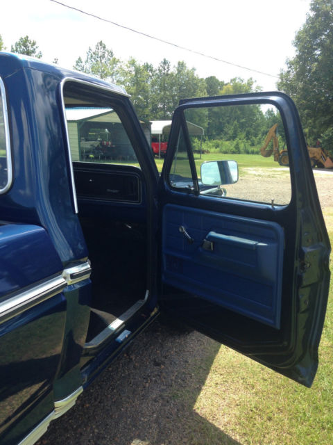 1975 Ford F-100 Ranger Standard Cab Pickup 2-Door - photo 13