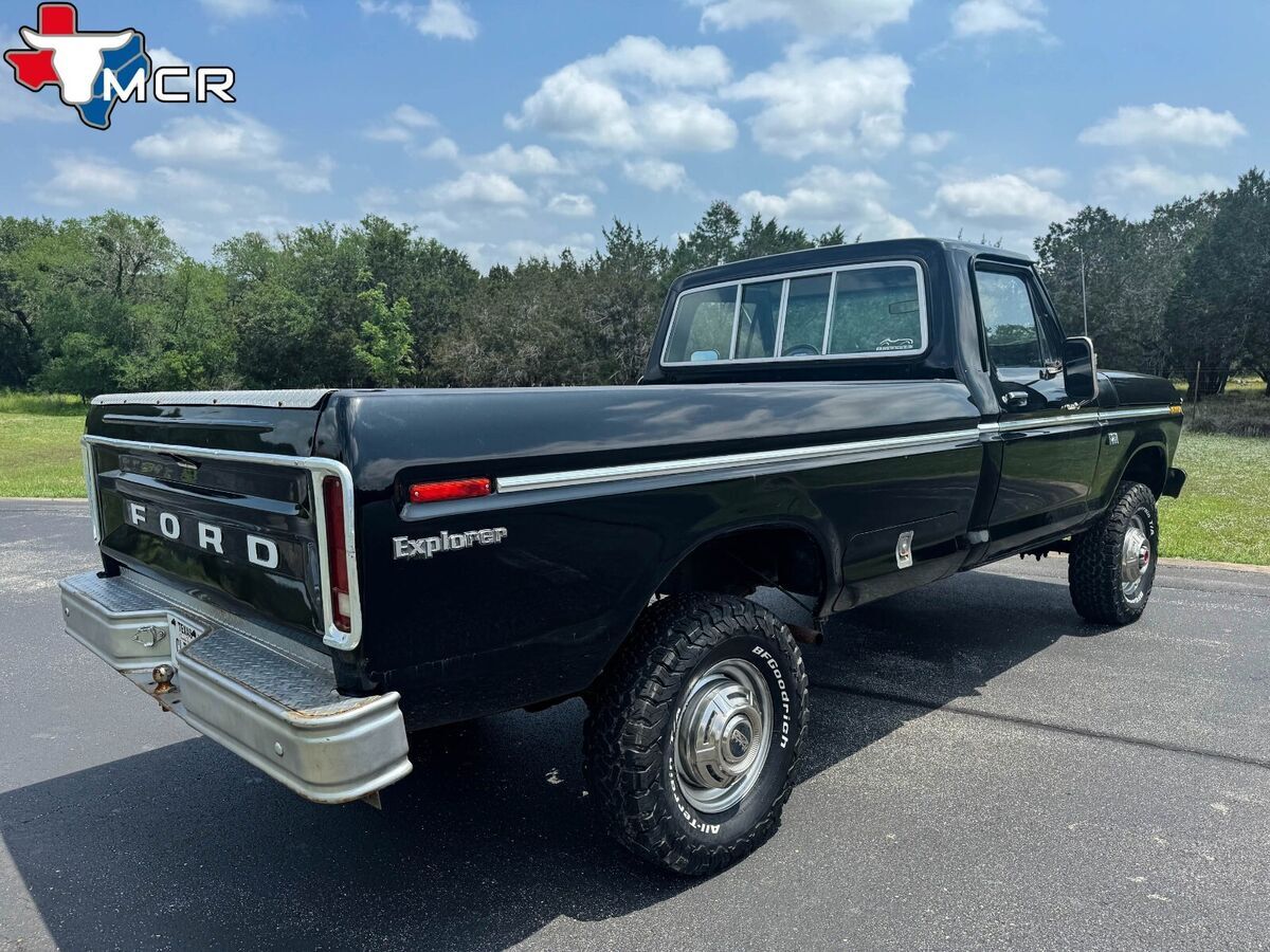 1975 Ford F-250 4x4 - Highboy - Classic Pickup - photo 13