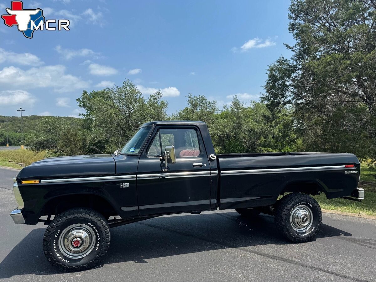 1975 Ford F-250 4x4 - Highboy - Classic Pickup - photo 7