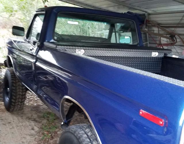 1975 Ford F-250 Custom - photo 12